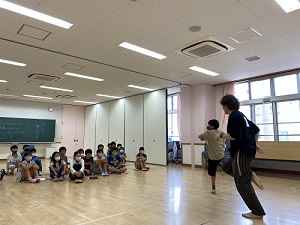 写真：赤田　隆太氏の授業の様子