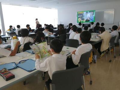 写真：環境学習　平和堂1