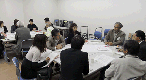 写真：第5回学区別会議の様子（玉津学区）